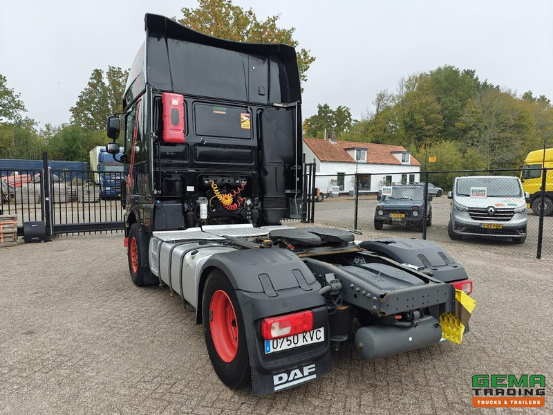DAF FT XF460 4x2 Superspacecab Euro6A - Retarder - Dubbele Tanks - StandAirco - SMARTTacho V2 - Tahač: obrázek 4 DAF FT XF460 4x2 Superspacecab Euro6A - Retarder - Dubbele Tanks - StandAirco - SMARTTacho V2 - Tahač: obrázek 4