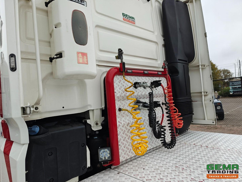 Tahač DAF XF 480 FTG 6x2/4 Superspacecab Euro6C - Dubbele Tanks - Lift/StuurAs - Navi - SMARTTacho V2: obrázek 17 Tahač DAF XF 480 FTG 6x2/4 Superspacecab Euro6C - Dubbele Tanks - Lift/StuurAs - Navi - SMARTTacho V2: obrázek 17