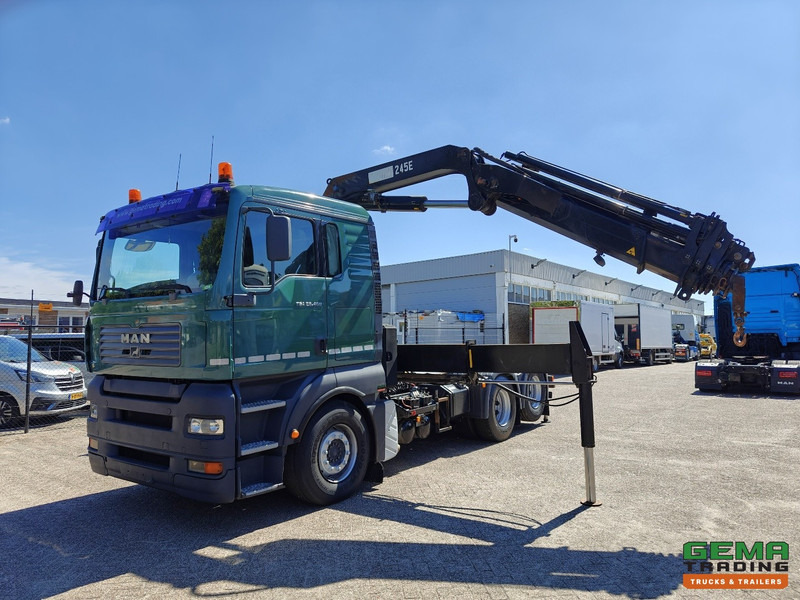 MAN TGA 28.460 6x2 XL Euro3 - Retarder - Hiab 245E - 7300KG - RadioGrafisch - Handgeschakeld - LiftAs - Tahač: obrázek 1 MAN TGA 28.460 6x2 XL Euro3 - Retarder - Hiab 245E - 7300KG - RadioGrafisch - Handgeschakeld - LiftAs - Tahač: obrázek 1