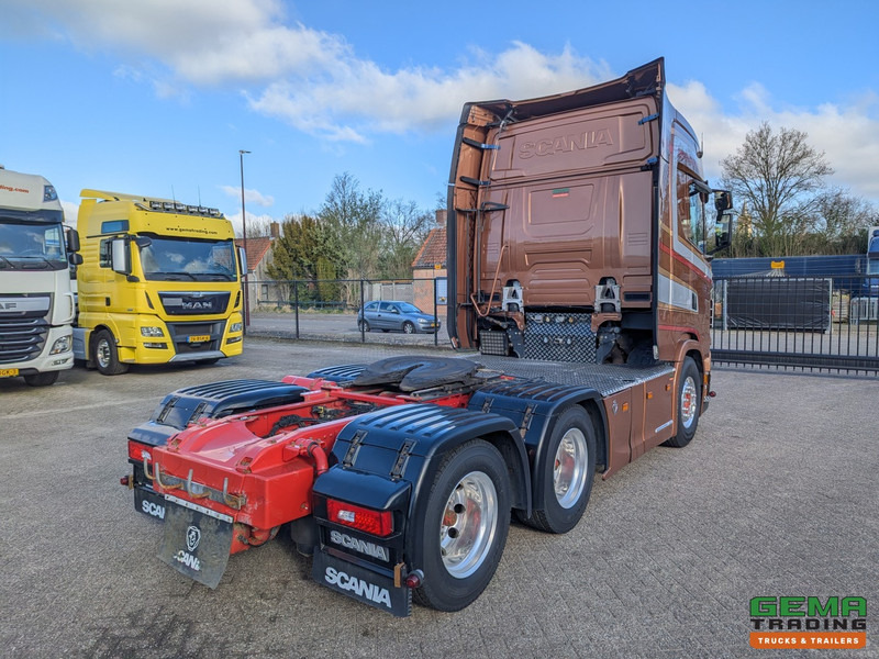 Scania S730 6x4 Topline Euro6 - V8 - Retarder - Costum Interior - Vollucht - Alcoa's - Tahač: obrázek 3 Scania S730 6x4 Topline Euro6 - V8 - Retarder - Costum Interior - Vollucht - Alcoa's - Tahač: obrázek 3