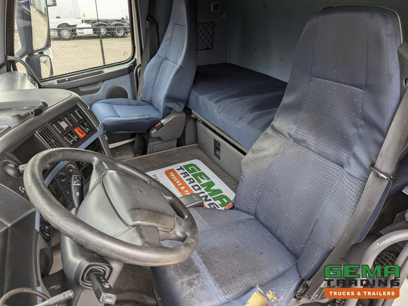 Volvo FH400 4x2 Euro5 FH400 4x2 Globetrotter Euro5 - ADR FL AT OX (T1513) - Tahač: obrázek 5 Volvo FH400 4x2 Euro5 FH400 4x2 Globetrotter Euro5 - ADR FL AT OX (T1513) - Tahač: obrázek 5