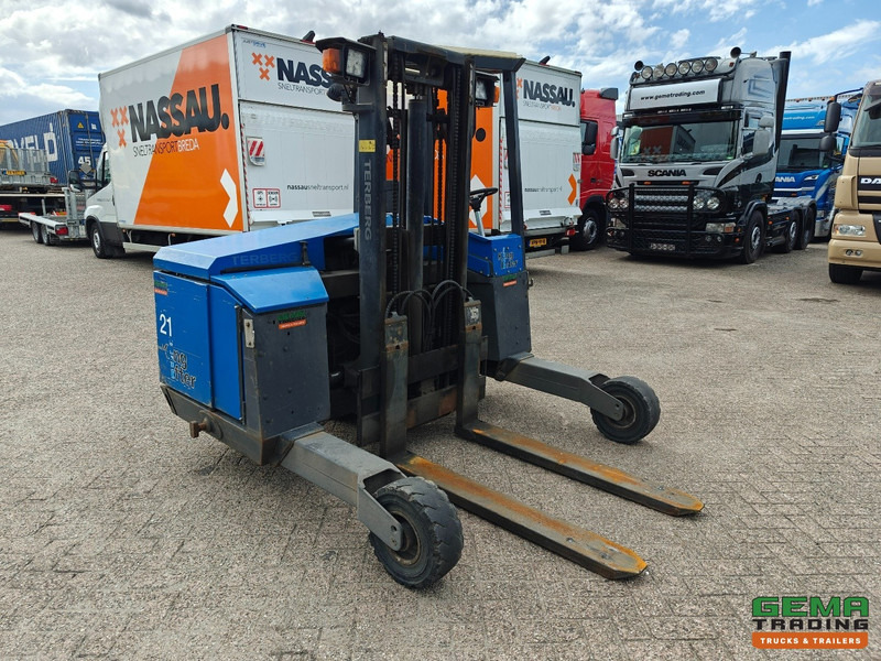 Terberg Kinglifter TKL-M-1x3 - Yanmar Diesel - 2500KG - 3523 uur - Závěsný vysokozdvižný vozík: obrázek 3 Terberg Kinglifter TKL-M-1x3 - Yanmar Diesel - 2500KG - 3523 uur - Závěsný vysokozdvižný vozík: obrázek 3