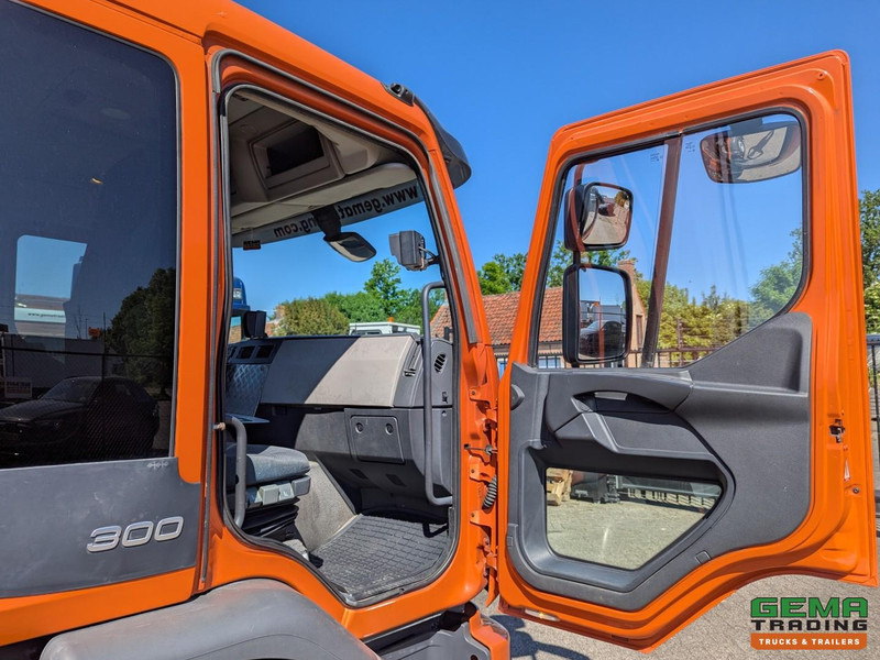 Vůz na odvoz odpadků Volvo FE 300 EEV 6x2/4 Dagcab Euro5 EEV K - Zoeller Ekopres Medium XL - 10/2025APK: obrázek 10