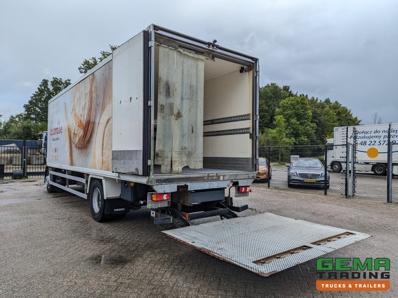 Volvo FL210 4x2 Daycab 18Ton Euro5 Handgeschakeld - Koel-VriesBak 8.40M - Frigo Block - Laadklep 1500KG - Izotermický nákladní automobil: obrázek 4 Volvo FL210 4x2 Daycab 18Ton Euro5 Handgeschakeld - Koel-VriesBak 8.40M - Frigo Block - Laadklep 1500KG - Izotermický nákladní automobil: obrázek 4