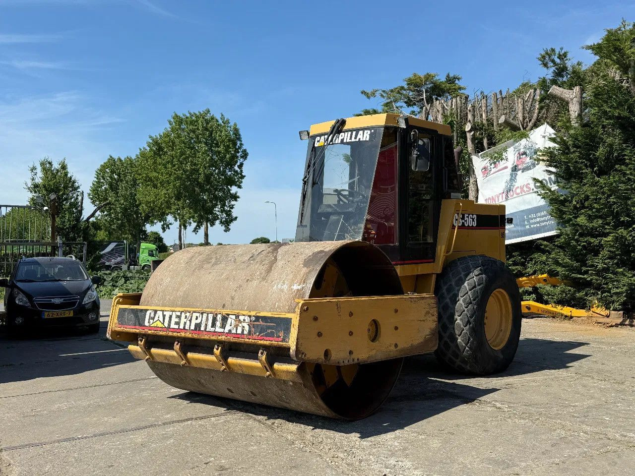 CAT CS 563 Roller with vibration - Kompaktor: obrázek 2 CAT CS 563 Roller with vibration - Kompaktor: obrázek 2
