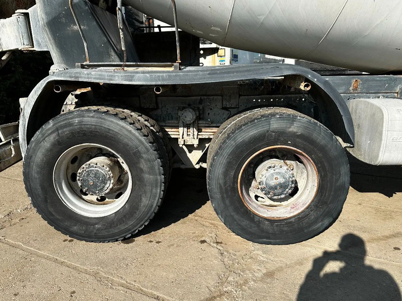 DAF CF 85.430 8X4 9m3 Mixer Spring/Spring ZF Manual - Autodomíchávač: obrázek 5 DAF CF 85.430 8X4 9m3 Mixer Spring/Spring ZF Manual - Autodomíchávač: obrázek 5