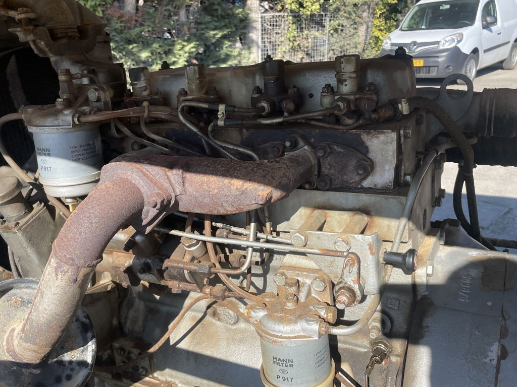 GEMINI GENERATOR 30 KVA 4 Cilinder engine GEMINI GENERATOR 30 KVA 4 Cilinder engine - Elektrický generátor: obrázek 5 GEMINI GENERATOR 30 KVA 4 Cilinder engine GEMINI GENERATOR 30 KVA 4 Cilinder engine - Elektrický generátor: obrázek 5