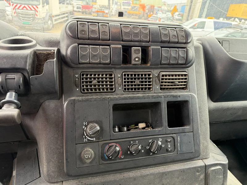 Sklápěč Iveco Trakker 360 6X4 Tipper Spring/Spring ZF Manual gear: obrázek 17