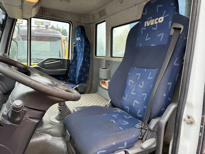 Sklápěč Iveco Trakker 360 6X4 Tipper Spring/Spring ZF Manual gear: obrázek 15
