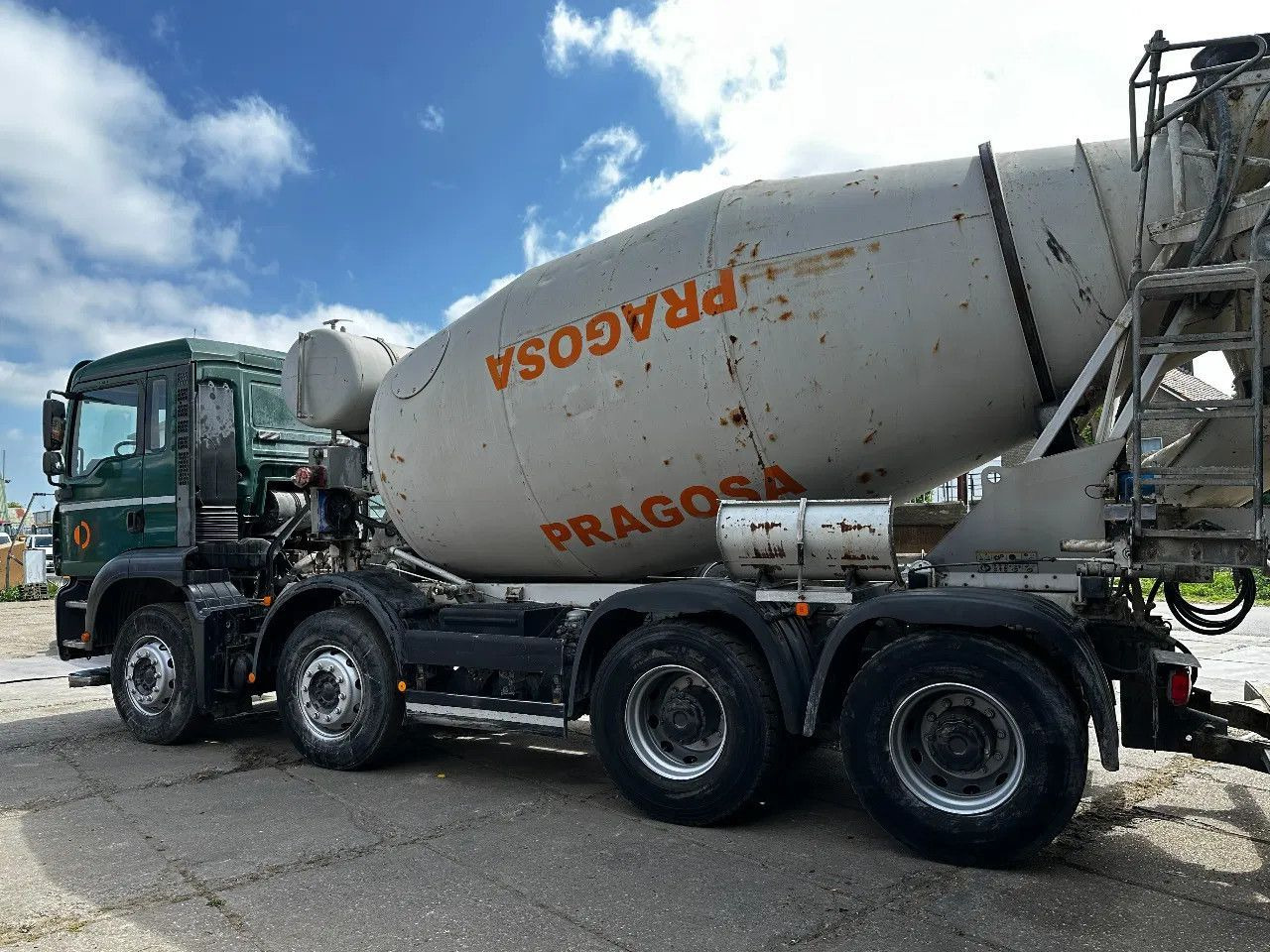 MAN TGA 35.360 8X4 CIFA Beton Mixer Spring/Spring ZF - Autodomíchávač: obrázek 3 MAN TGA 35.360 8X4 CIFA Beton Mixer Spring/Spring ZF - Autodomíchávač: obrázek 3