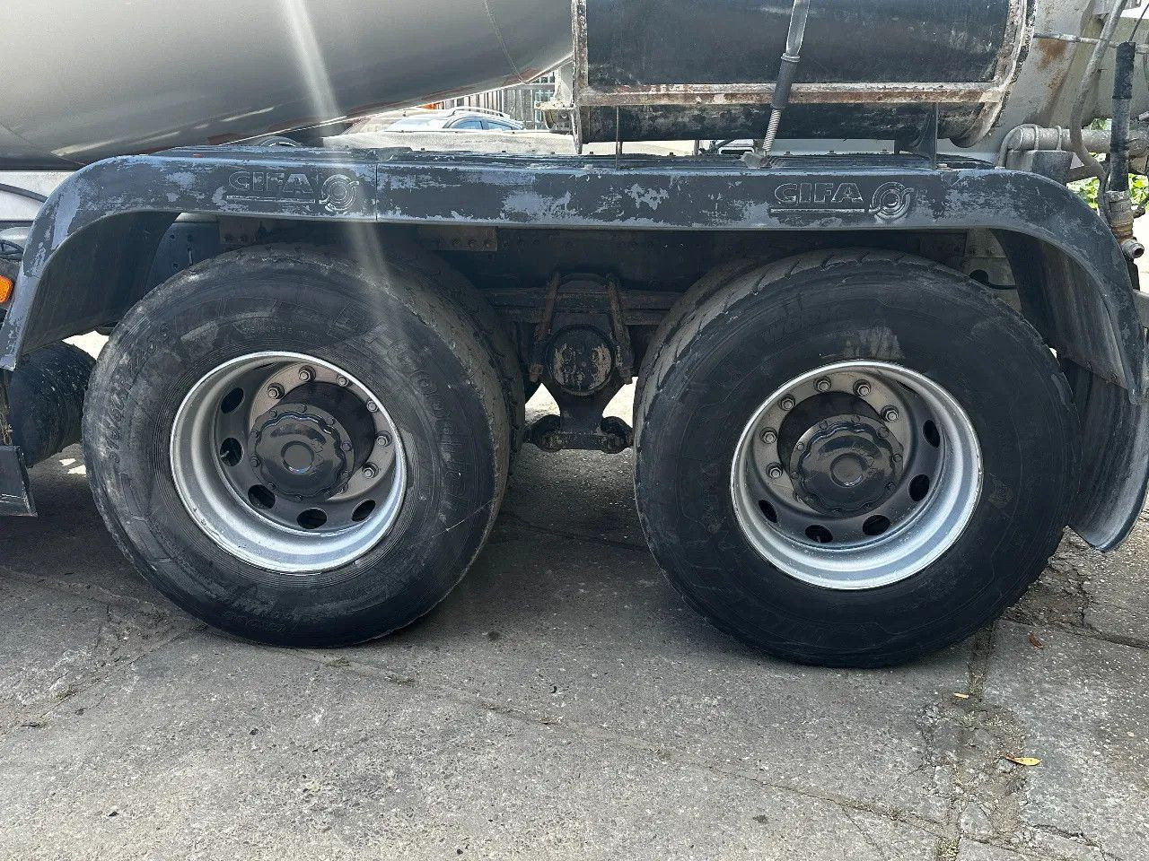 MAN TGA 35.360 8X4 CIFA Beton Mixer Spring/Spring ZF - Autodomíchávač: obrázek 5 MAN TGA 35.360 8X4 CIFA Beton Mixer Spring/Spring ZF - Autodomíchávač: obrázek 5