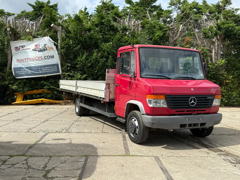 Mercedes-Benz 812 D 4X2 Pick-up Spring/Spring Belgium truck 7.5 Ton - Pick-up: obrázek 1 Mercedes-Benz 812 D 4X2 Pick-up Spring/Spring Belgium truck 7.5 Ton - Pick-up: obrázek 1