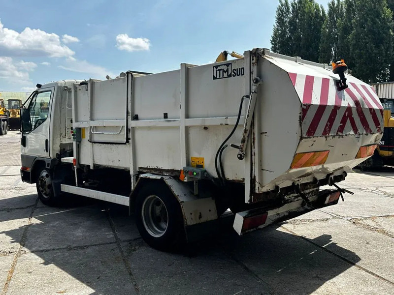 Mitsubishi Canter GARBAGE TRUCK SPRING/SPRING MANUAL GEARBOX - Vůz na odvoz odpadků: obrázek 4 Mitsubishi Canter GARBAGE TRUCK SPRING/SPRING MANUAL GEARBOX - Vůz na odvoz odpadků: obrázek 4