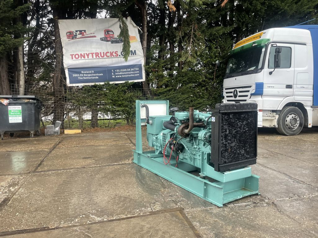 Perkins 85 KVA Generator 3 Phase Perkins 85 KVA Generator 3 Phase - Elektrický generátor: obrázek 1 Perkins 85 KVA Generator 3 Phase Perkins 85 KVA Generator 3 Phase - Elektrický generátor: obrázek 1