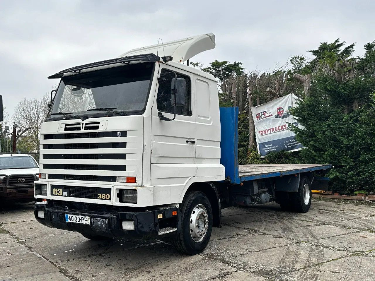 Scania P113-360 4X2 Platform Manual Gear Retarder Scania P113-360 4X2 Platform Manual Gear Retarder - Nákladní automobil valníkový/ Plošinový: obrázek 2 Scania P113-360 4X2 Platform Manual Gear Retarder Scania P113-360 4X2 Platform Manual Gear Retarder - Nákladní automobil valníkový/ Plošinový: obrázek 2