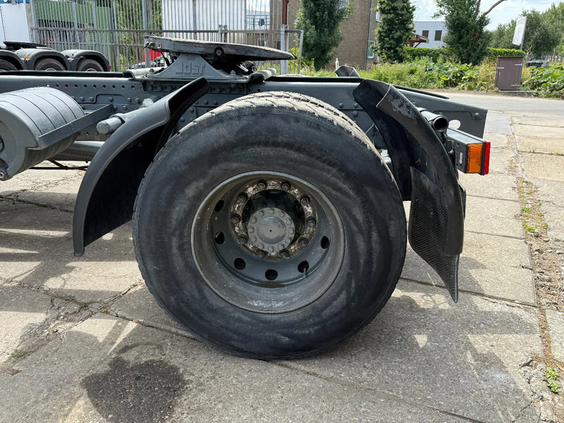 MAN 19.403 4X2 Tractor-unit Spring/Air ZF Manual Gear Low cabine - Tahač: obrázek 5 MAN 19.403 4X2 Tractor-unit Spring/Air ZF Manual Gear Low cabine - Tahač: obrázek 5