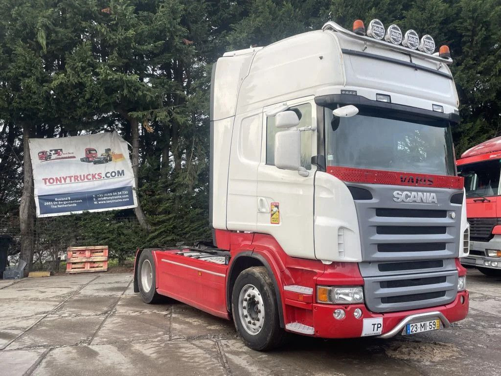 Scania R560 V8 4X2 Tractor-unit Retarder Euro5 Scania R560 V8 4X2 Tractor-unit Retarder Euro5 - Tahač: obrázek 1 Scania R560 V8 4X2 Tractor-unit Retarder Euro5 Scania R560 V8 4X2 Tractor-unit Retarder Euro5 - Tahač: obrázek 1