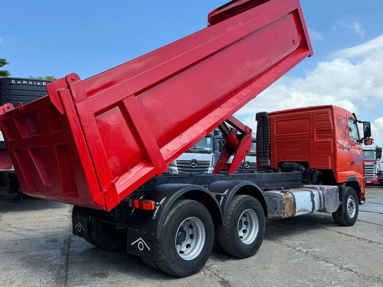 Volvo FH 16.600 6X4 Tipper Spring/Spring Euro5 - Sklápěč: obrázek 4 Volvo FH 16.600 6X4 Tipper Spring/Spring Euro5 - Sklápěč: obrázek 4