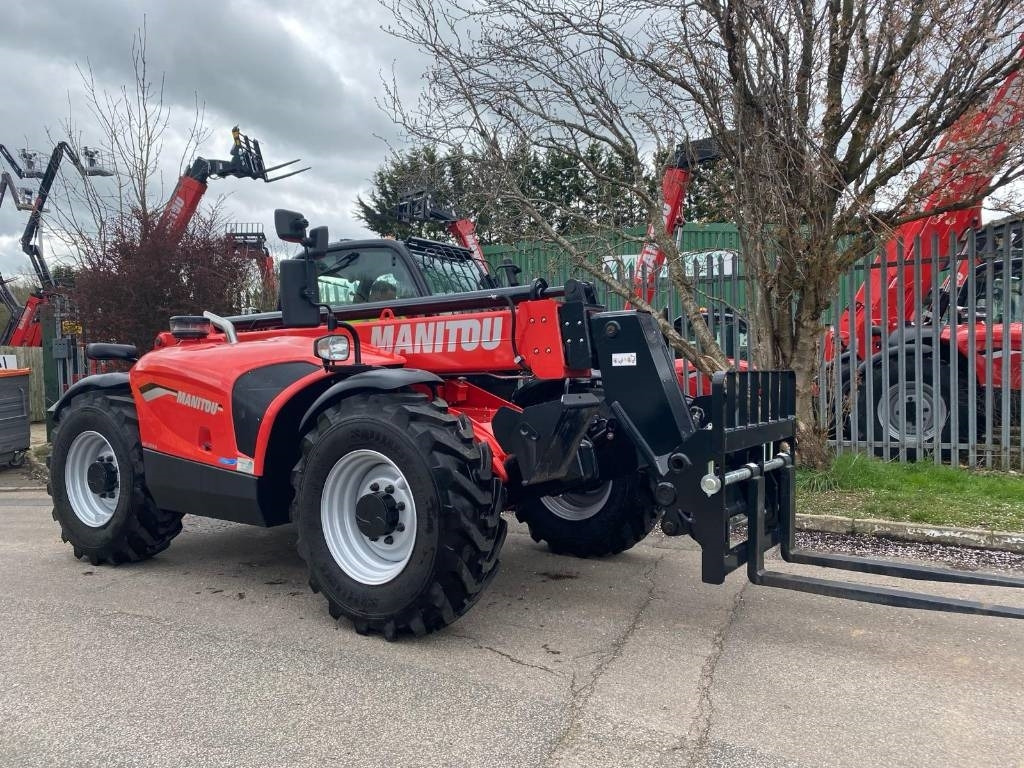 Manitou MT 1033 - Teleskopický manipulátor: obrázek 4 Manitou MT 1033 - Teleskopický manipulátor: obrázek 4