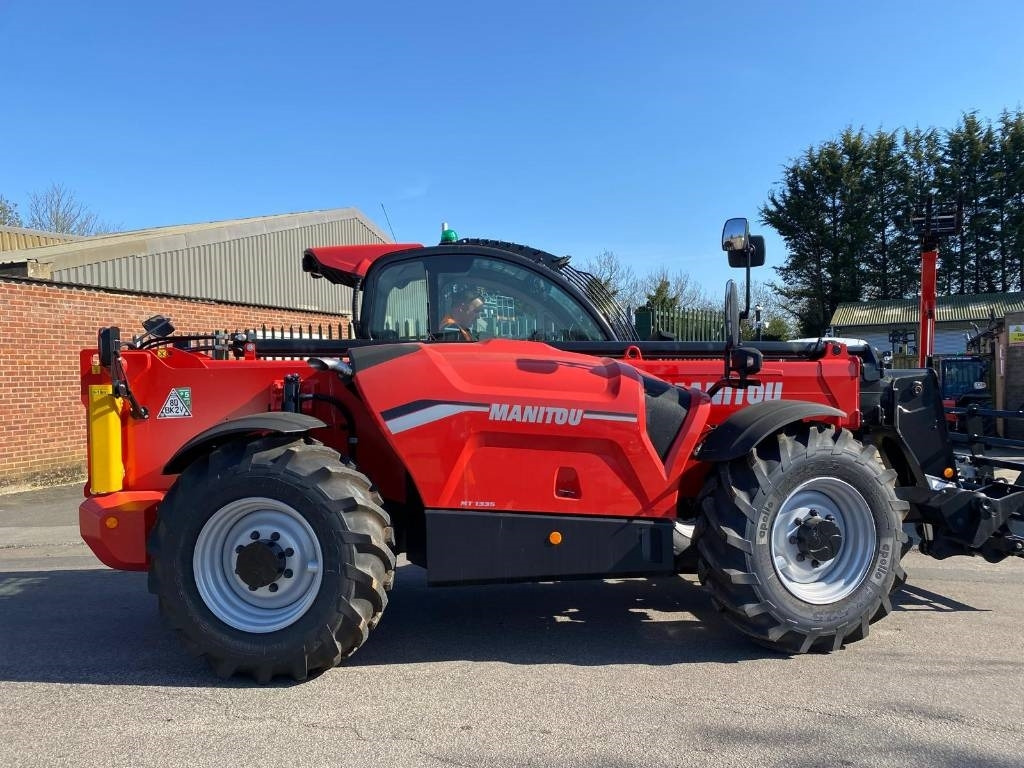 Manitou MT 1335 - Teleskopický manipulátor: obrázek 3 Manitou MT 1335 - Teleskopický manipulátor: obrázek 3