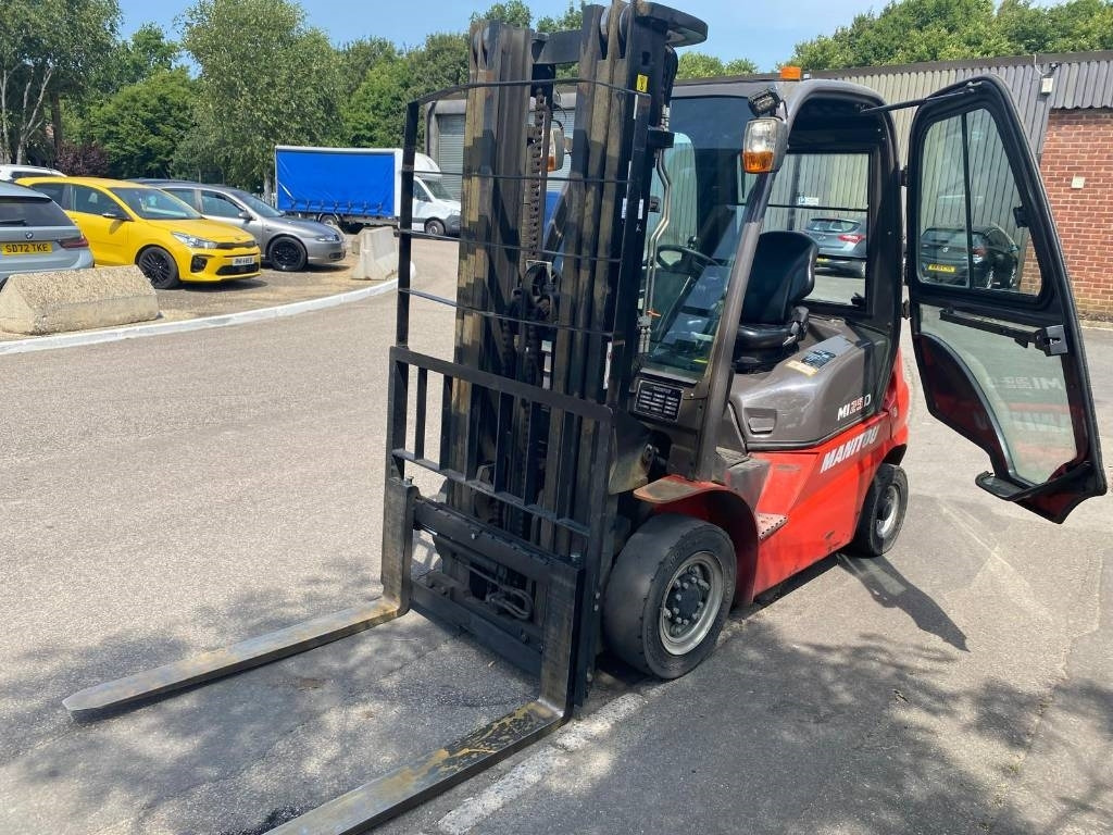 Manitou Mi25D - Dieselový vysokozdvižný vozík: obrázek 3 Manitou Mi25D - Dieselový vysokozdvižný vozík: obrázek 3