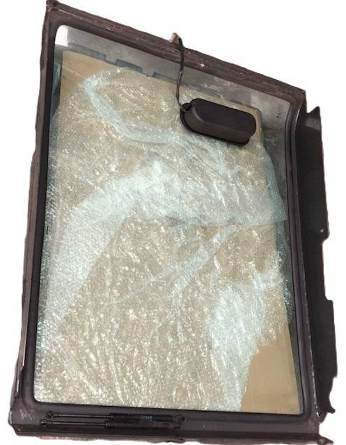 Front window for Nissan/Atlet - Okno a díly pro Manipulační technika: obrázek 2 Front window for Nissan/Atlet - Okno a díly pro Manipulační technika: obrázek 2