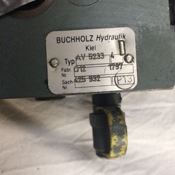 Hydraulic control for Still - Hydraulický ventil pro Manipulační technika: obrázek 1 Hydraulic control for Still - Hydraulický ventil pro Manipulační technika: obrázek 1
