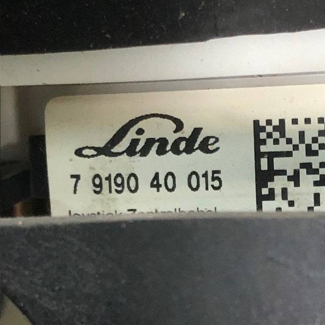 Joystick - Elektrický systém pro Manipulační technika: obrázek 3 Joystick - Elektrický systém pro Manipulační technika: obrázek 3