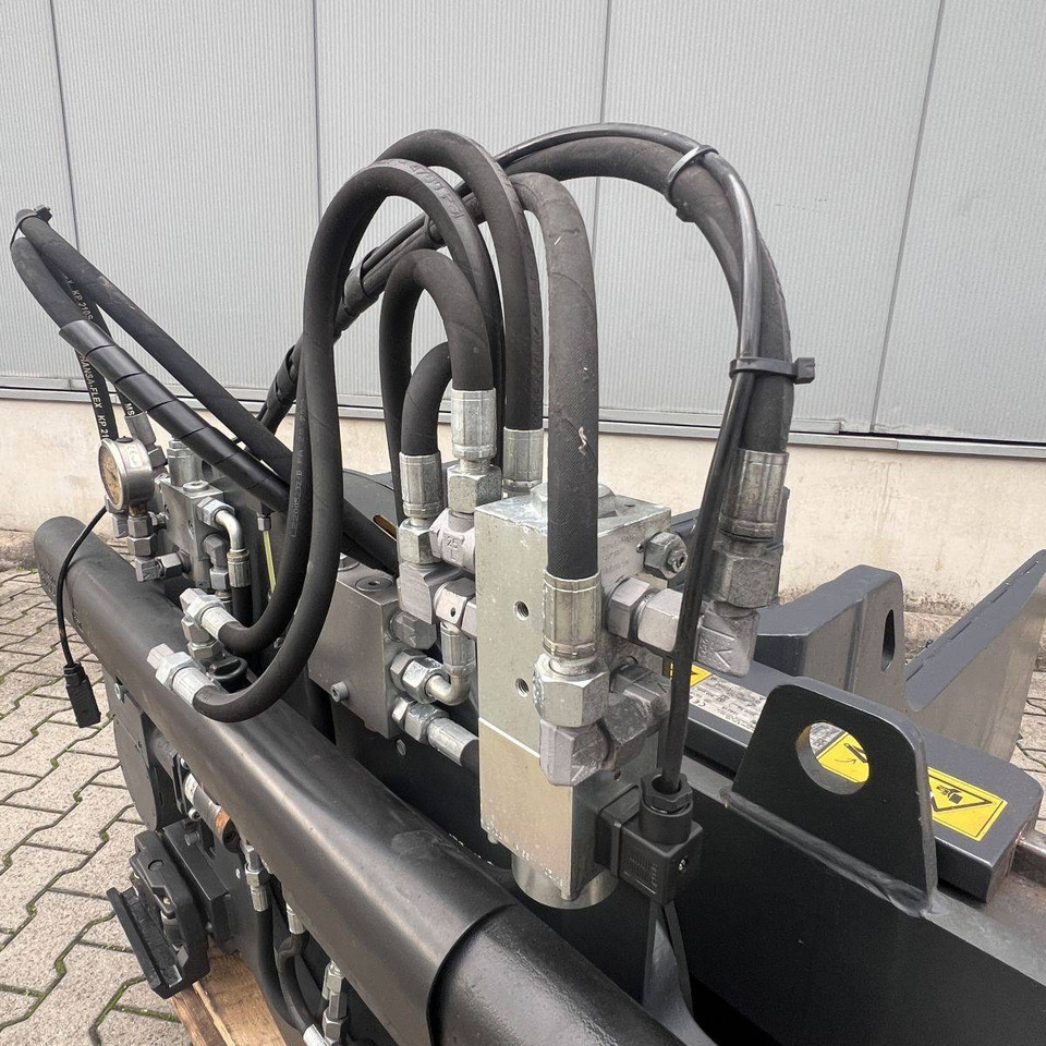 Čelisti na balíky Kaup rotating baleclamp 4.8T493: obrázek 12 Čelisti na balíky Kaup rotating baleclamp 4.8T493: obrázek 12