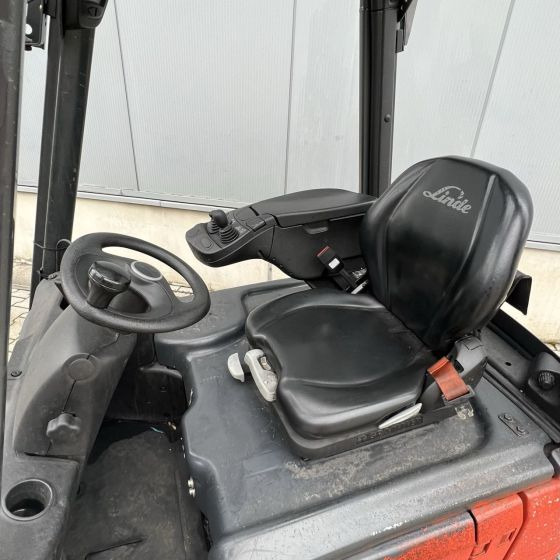 Linde E15 (386-02) EVO - Elektrický vysokozdvižný vozík: obrázek 5 Linde E15 (386-02) EVO - Elektrický vysokozdvižný vozík: obrázek 5