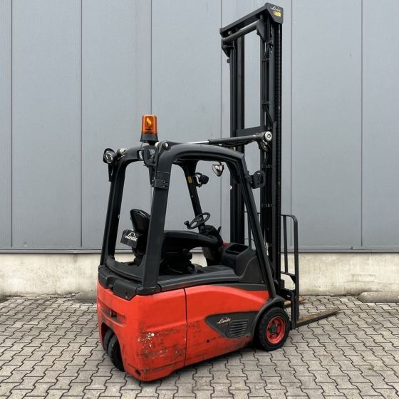 Linde E15 (386-02) EVO - Elektrický vysokozdvižný vozík: obrázek 2 Linde E15 (386-02) EVO - Elektrický vysokozdvižný vozík: obrázek 2