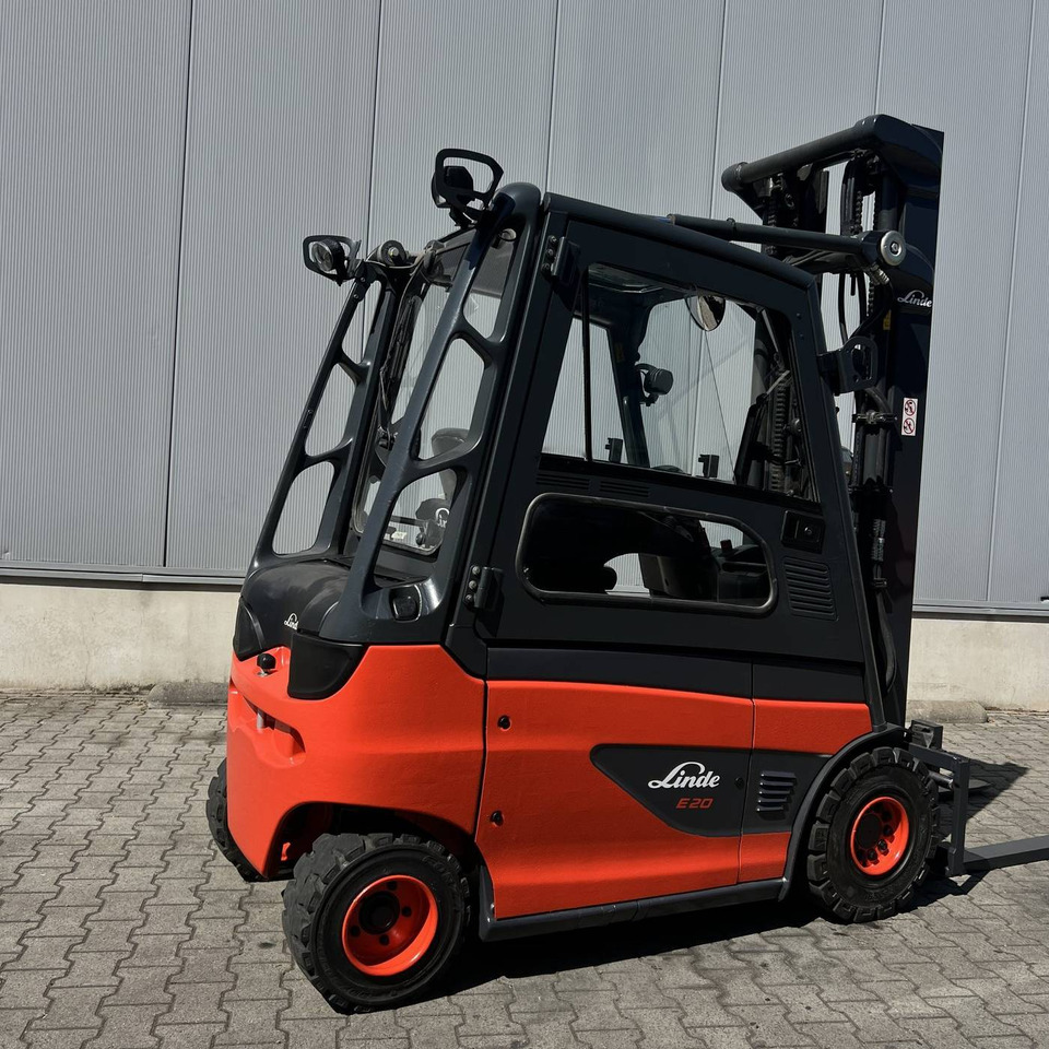 Linde E20 (387) - Elektrický vysokozdvižný vozík: obrázek 2 Linde E20 (387) - Elektrický vysokozdvižný vozík: obrázek 2