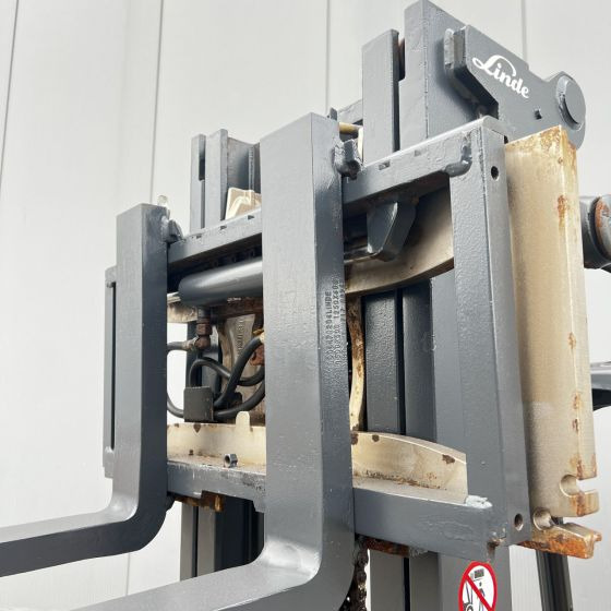 Linde E20L (386) - Elektrický vysokozdvižný vozík: obrázek 4 Linde E20L (386) - Elektrický vysokozdvižný vozík: obrázek 4