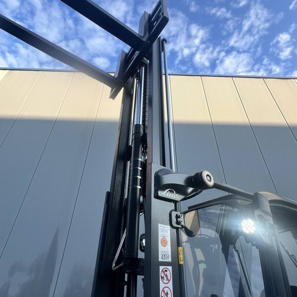 Linde E20PH-02 (386) EVO - Elektrický vysokozdvižný vozík: obrázek 3 Linde E20PH-02 (386) EVO - Elektrický vysokozdvižný vozík: obrázek 3
