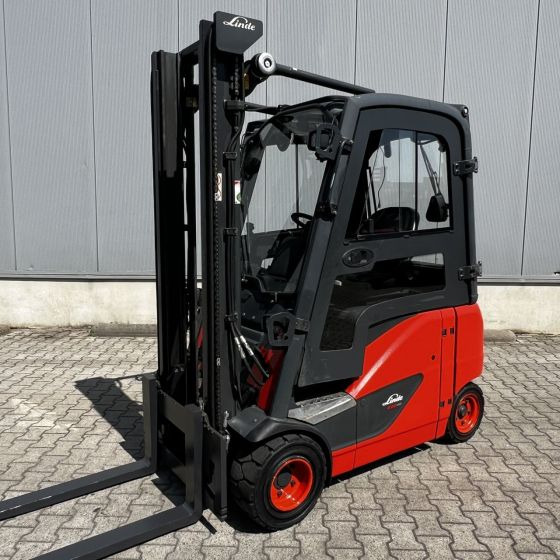 Linde E20PH (386-02) EVO - Elektrický vysokozdvižný vozík: obrázek 2 Linde E20PH (386-02) EVO - Elektrický vysokozdvižný vozík: obrázek 2