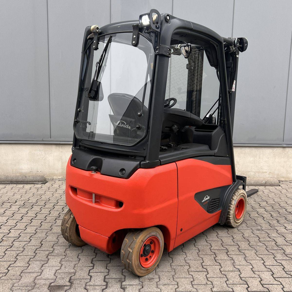 Linde E20PH (386-02) EVO - Elektrický vysokozdvižný vozík: obrázek 3 Linde E20PH (386-02) EVO - Elektrický vysokozdvižný vozík: obrázek 3