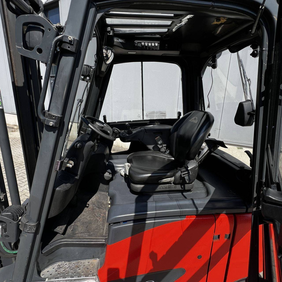 Linde E20PH (386-02) EVO - Elektrický vysokozdvižný vozík: obrázek 4 Linde E20PH (386-02) EVO - Elektrický vysokozdvižný vozík: obrázek 4