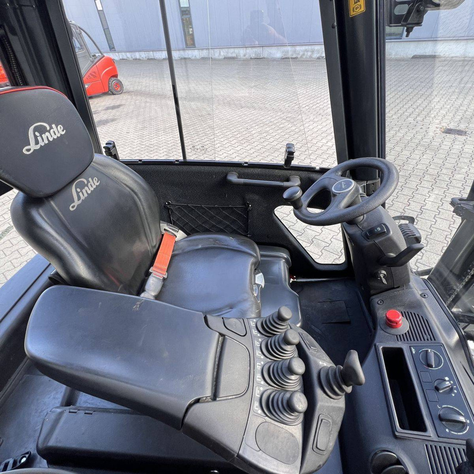 Linde E20PL (386-02) EVO - Elektrický vysokozdvižný vozík: obrázek 3 Linde E20PL (386-02) EVO - Elektrický vysokozdvižný vozík: obrázek 3