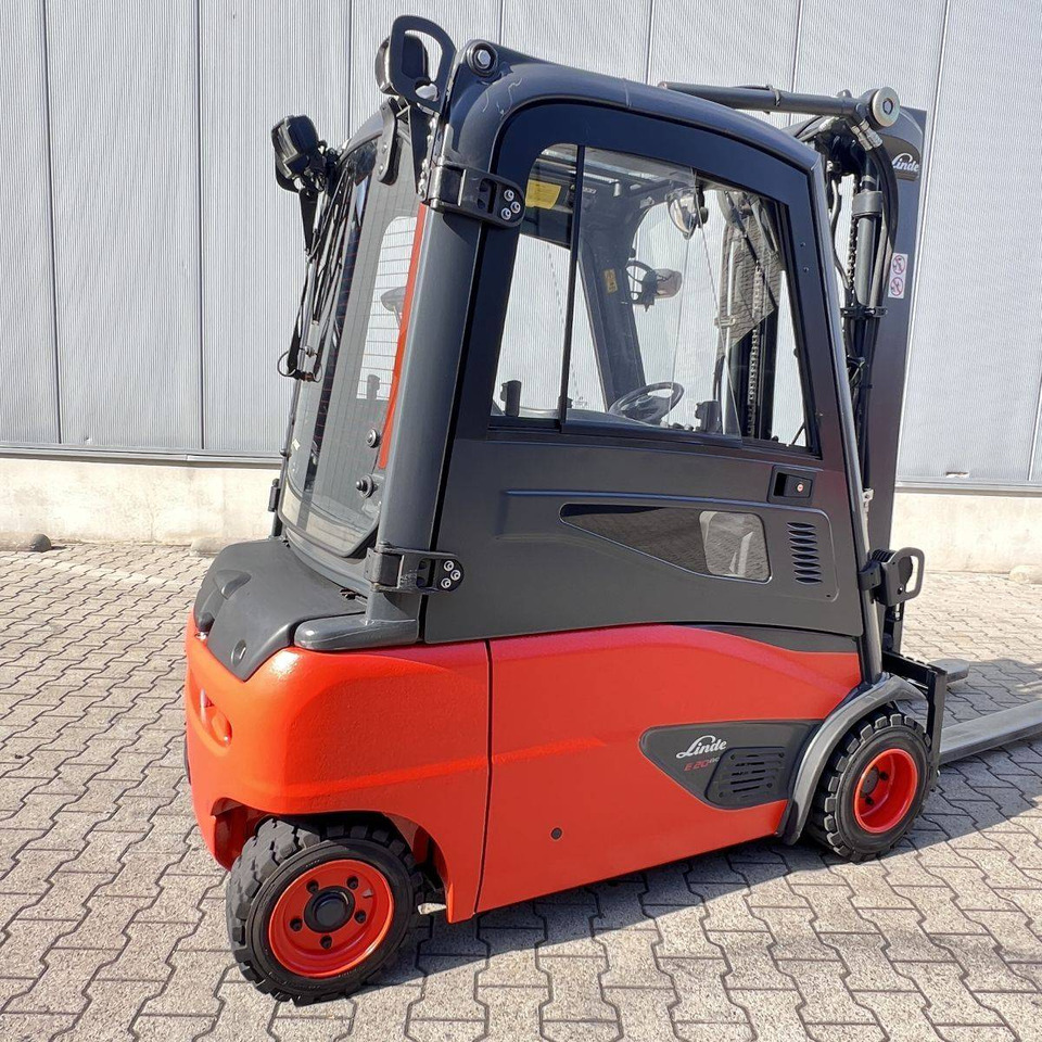 Linde E20PL (386-02) EVO - Elektrický vysokozdvižný vozík: obrázek 2 Linde E20PL (386-02) EVO - Elektrický vysokozdvižný vozík: obrázek 2