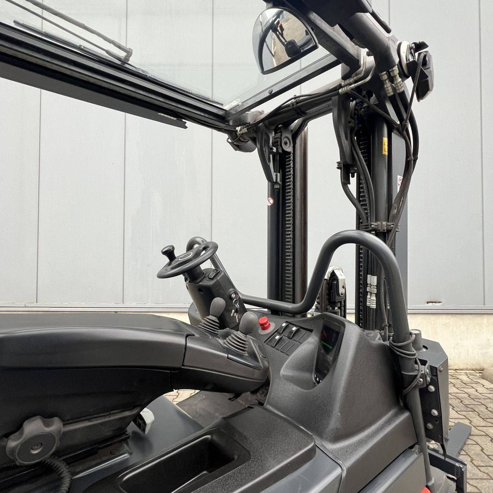 Linde E20R (387) Roadster - Elektrický vysokozdvižný vozík: obrázek 5 Linde E20R (387) Roadster - Elektrický vysokozdvižný vozík: obrázek 5
