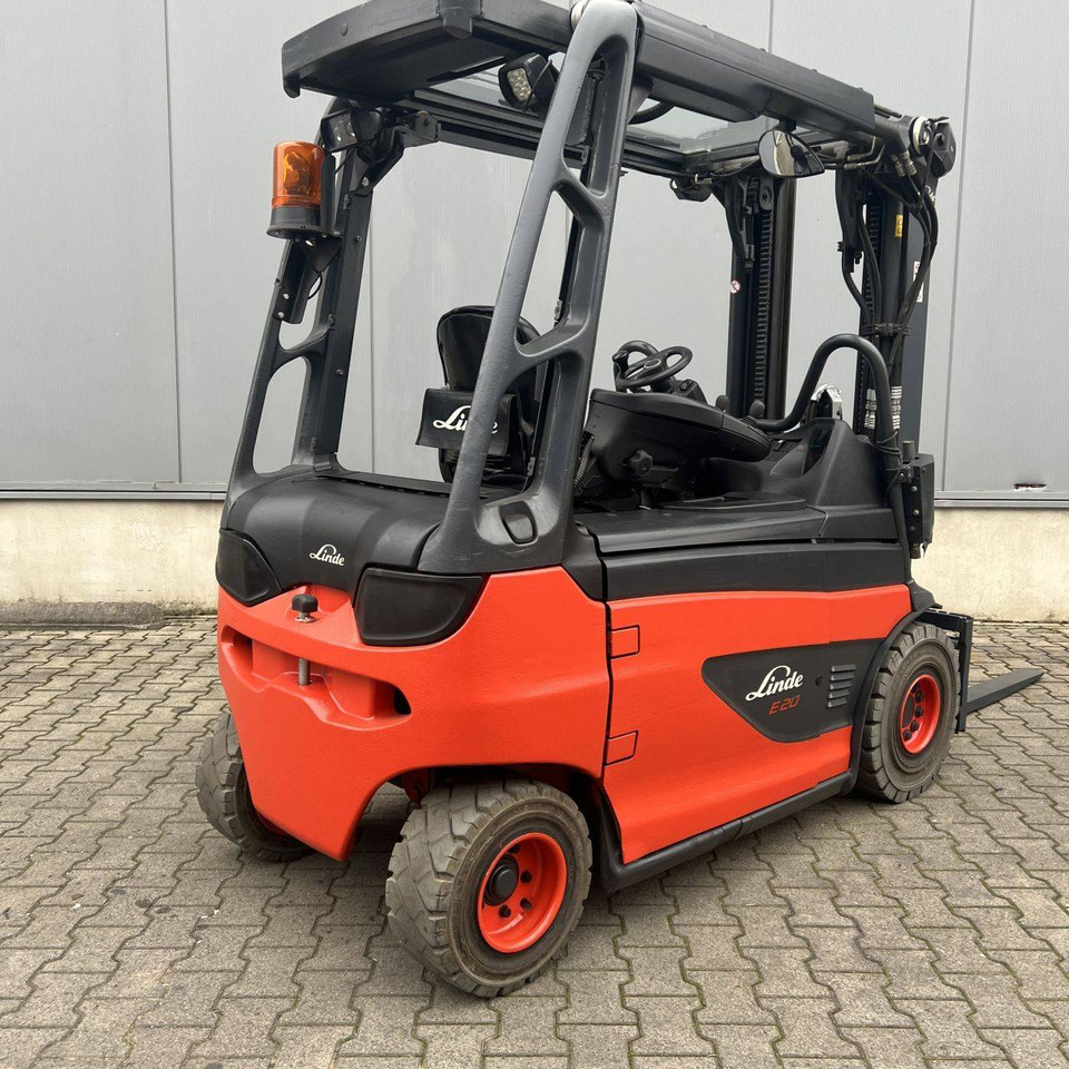 Linde E20R (387) Roadster - Elektrický vysokozdvižný vozík: obrázek 4 Linde E20R (387) Roadster - Elektrický vysokozdvižný vozík: obrázek 4