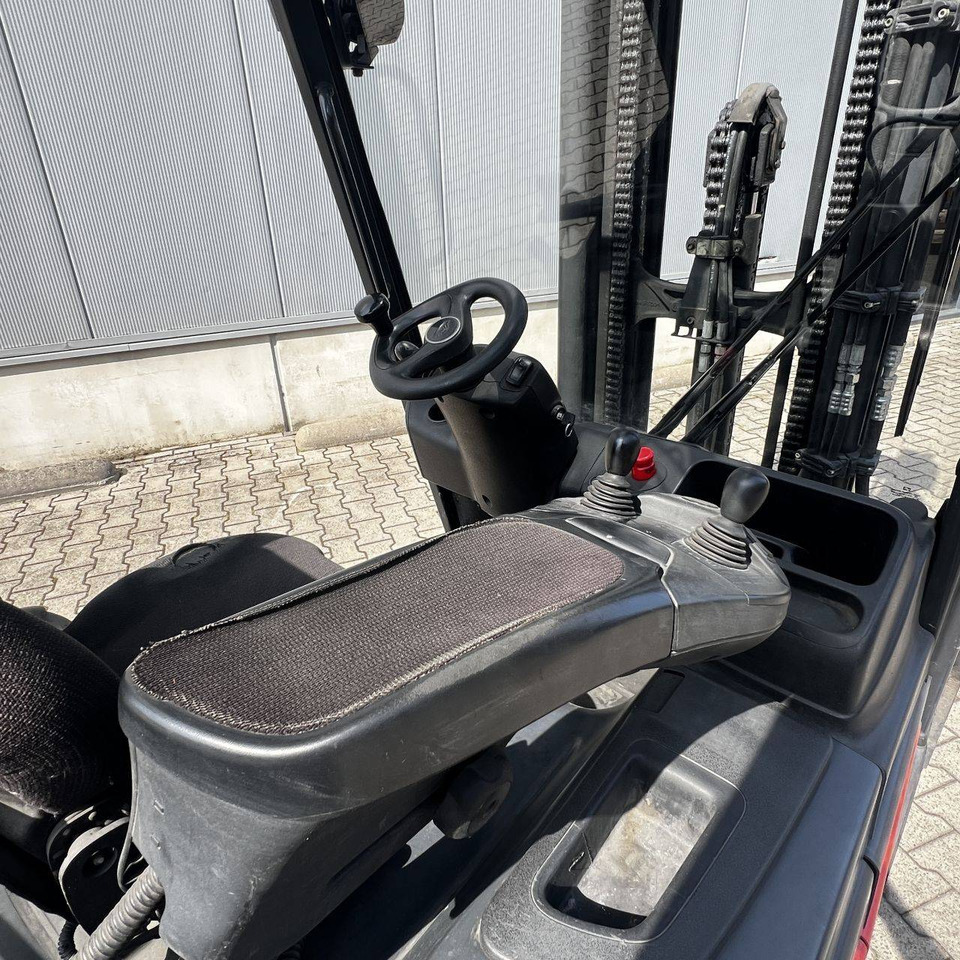Linde E25-01 (387) - Elektrický vysokozdvižný vozík: obrázek 3 Linde E25-01 (387) - Elektrický vysokozdvižný vozík: obrázek 3