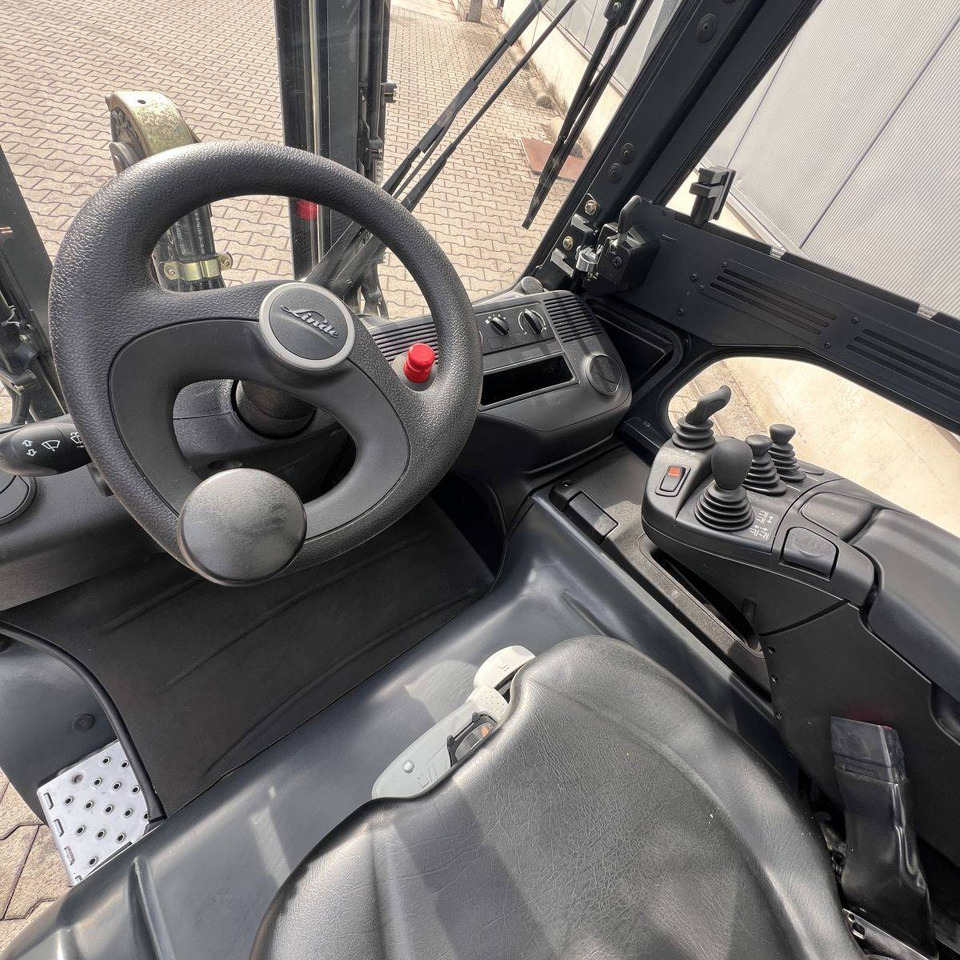Linde E25 (387) - Elektrický vysokozdvižný vozík: obrázek 5 Linde E25 (387) - Elektrický vysokozdvižný vozík: obrázek 5