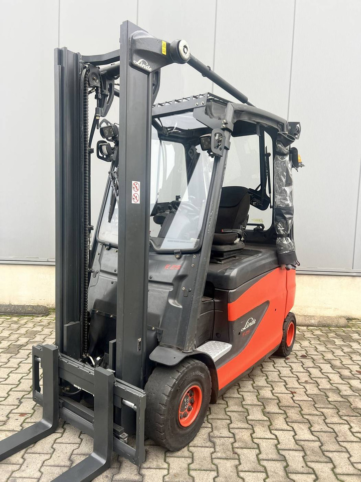 Linde E25/600HL (387) - Elektrický vysokozdvižný vozík: obrázek 1 Linde E25/600HL (387) - Elektrický vysokozdvižný vozík: obrázek 1