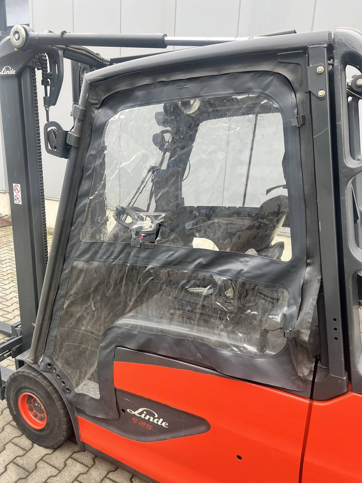 Linde E25/600HL (387) - Elektrický vysokozdvižný vozík: obrázek 4 Linde E25/600HL (387) - Elektrický vysokozdvižný vozík: obrázek 4