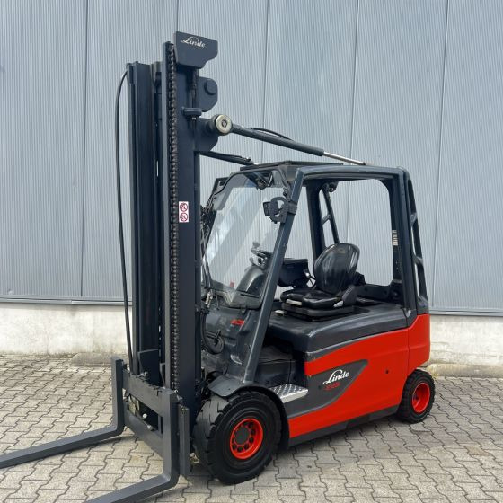 Linde E25L (387) - Elektrický vysokozdvižný vozík: obrázek 1 Linde E25L (387) - Elektrický vysokozdvižný vozík: obrázek 1