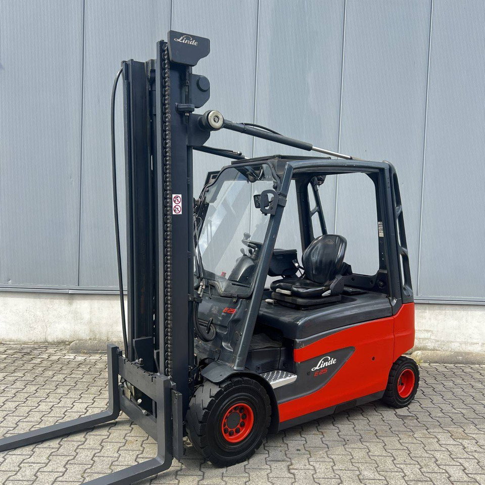 Linde E25L (387) - Elektrický vysokozdvižný vozík: obrázek 1 Linde E25L (387) - Elektrický vysokozdvižný vozík: obrázek 1
