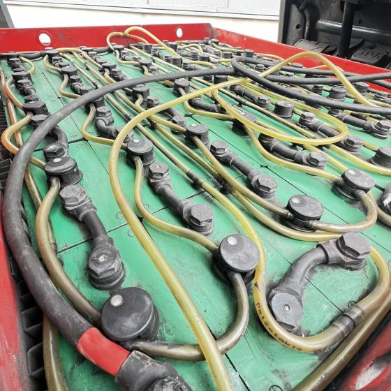 Linde E25L (387) - Elektrický vysokozdvižný vozík: obrázek 2 Linde E25L (387) - Elektrický vysokozdvižný vozík: obrázek 2