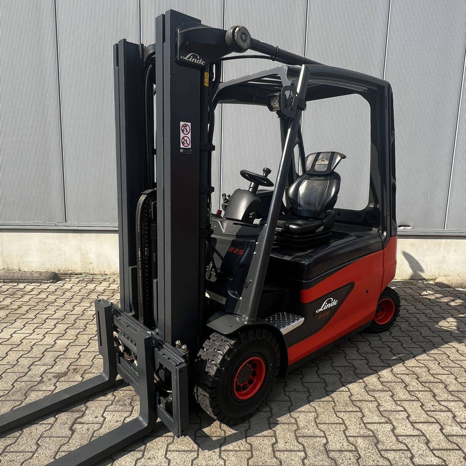 Linde E25L (387) - Elektrický vysokozdvižný vozík: obrázek 1 Linde E25L (387) - Elektrický vysokozdvižný vozík: obrázek 1