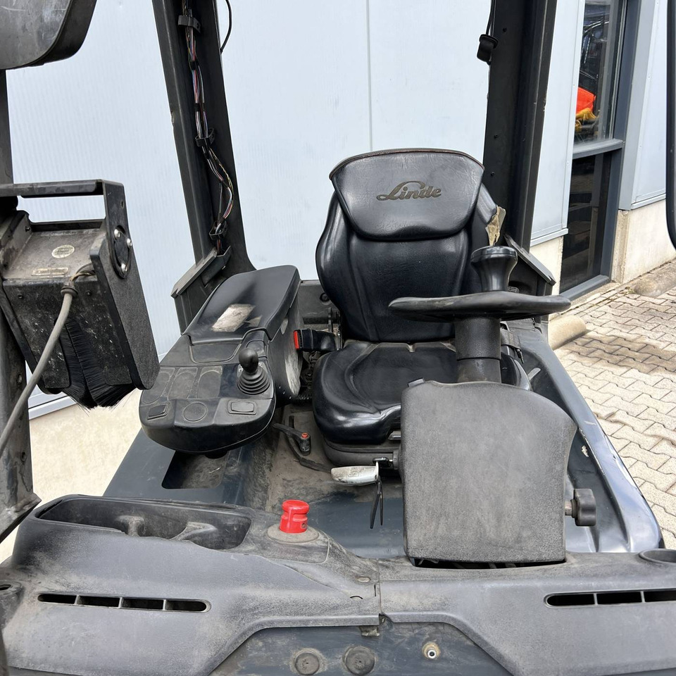 Linde E30/600H (387) - Elektrický vysokozdvižný vozík: obrázek 3 Linde E30/600H (387) - Elektrický vysokozdvižný vozík: obrázek 3